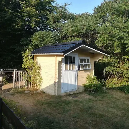 Holiday home Holz-hauschen Auf Wunderschonem Grundstuck In Der Nahe Von Kiel Und Dem Brahmsee *